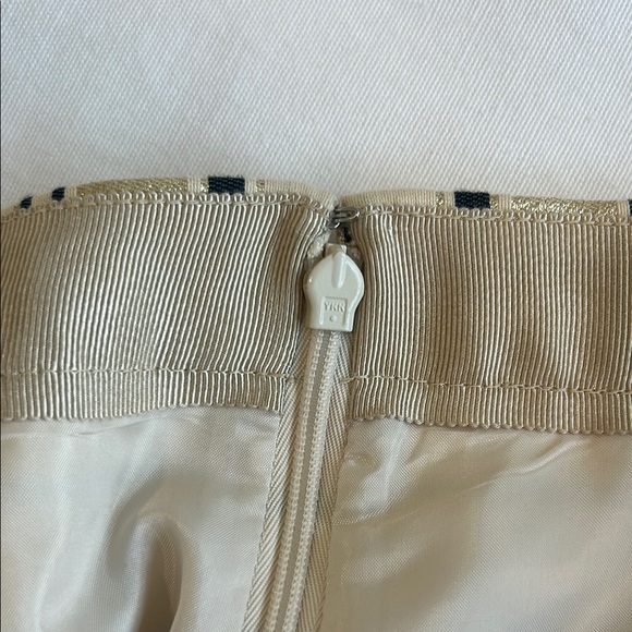 J. Crew Cream and White Mini Pencil Skirt Casual - Picture 4 of 6